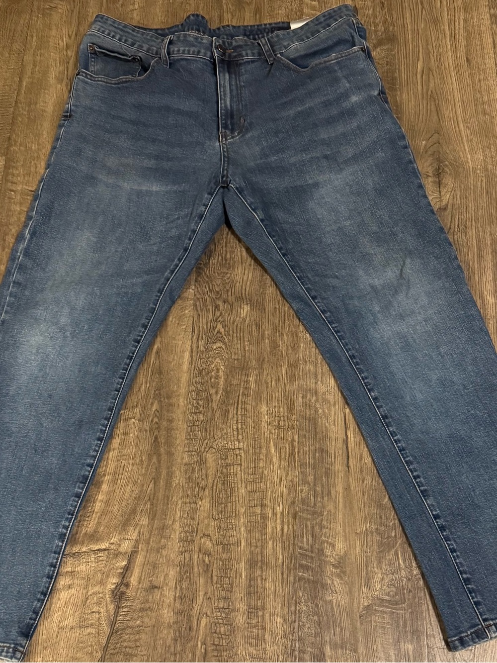 Izod Men's Straight Leg Denim Jeans in Faded Blue - 38-30 - Picture 5 of 5